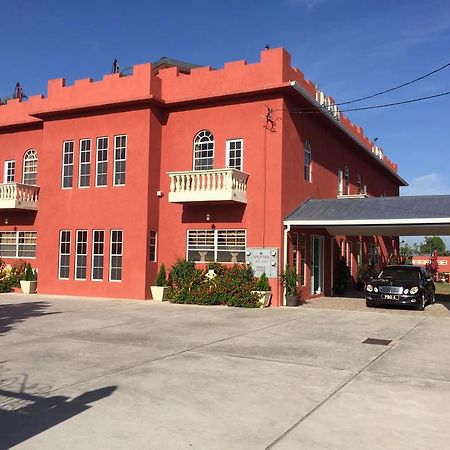 Montecristo Inn Piarco Buitenkant foto